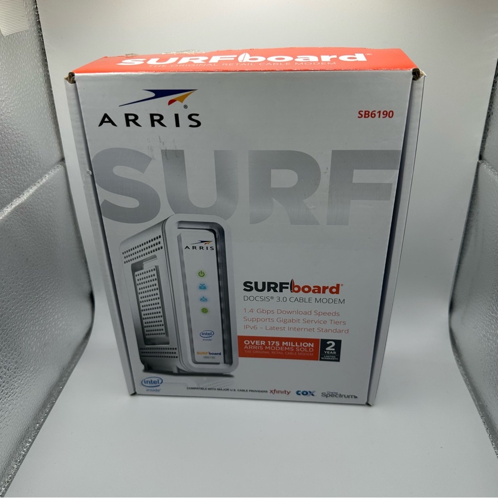 Arris SURFboard SB6190 DocSis 3.0 32x8 White Cable Modem